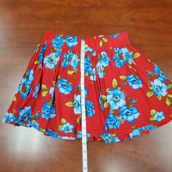 Floral Red Skirt - Picture 4 of 6